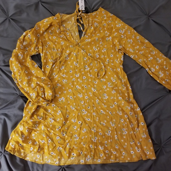 Nobody's Child Dresses & Skirts - Yellow Floral Boho Dress, NWT